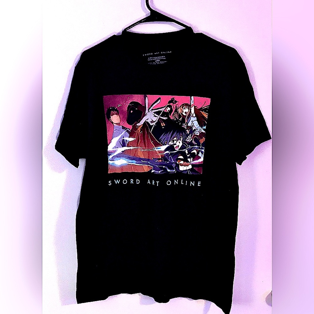 Sword art Online group T-shirt Large , hard to find style